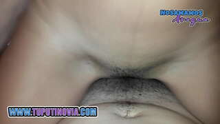 Influencer colombiana es follada por el primo a pelo siguela en @luciatuputinovia 3/3