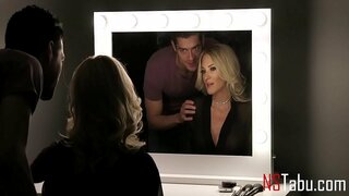 Ramming m. PAKEKE i Runga i te m.s Day