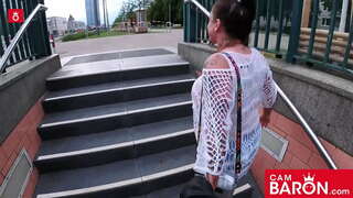 Faċli biex tikseb: Adrienne Kiss huwa maħmuġ ole vit-dipendenti fuq l-wiesa&#039;! Cambaron.com